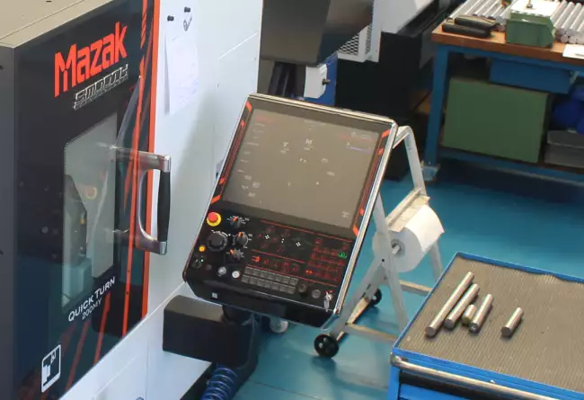 gibitre instruments: Mechanical machining department. Mazak machining centers for component production.