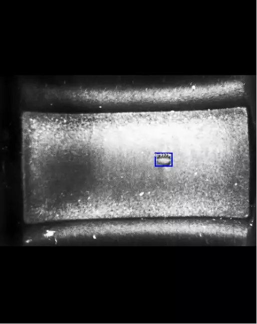 fatigue de mattia ai camera: De-Mattia-Fatigue_Check-AI_Camera: image of a specimen with minimal defect detected by AI analysis.