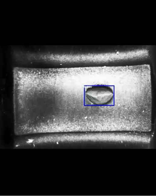 fatigue de mattia ai camera: De-Mattia-Fatigue_Check-AI_Camera: image of a specimen with average defect detected by AI analysis.