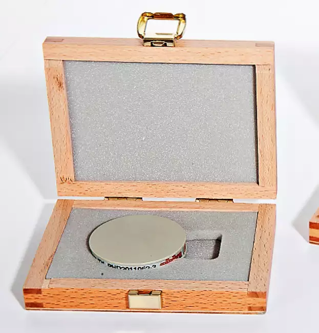 samples shore d: Certified test pieces for periodic verification of Shore D hardness testers. Box containing a single test piece.