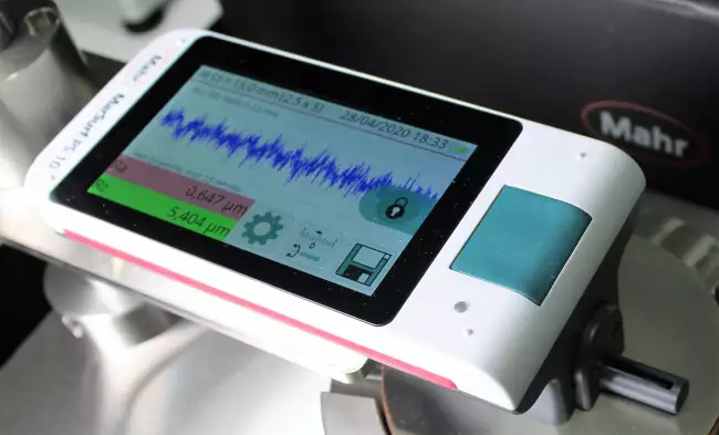 compression set pv3307: Gibitre production control. Measurement of surfaces with Mahr Rugosimeter.